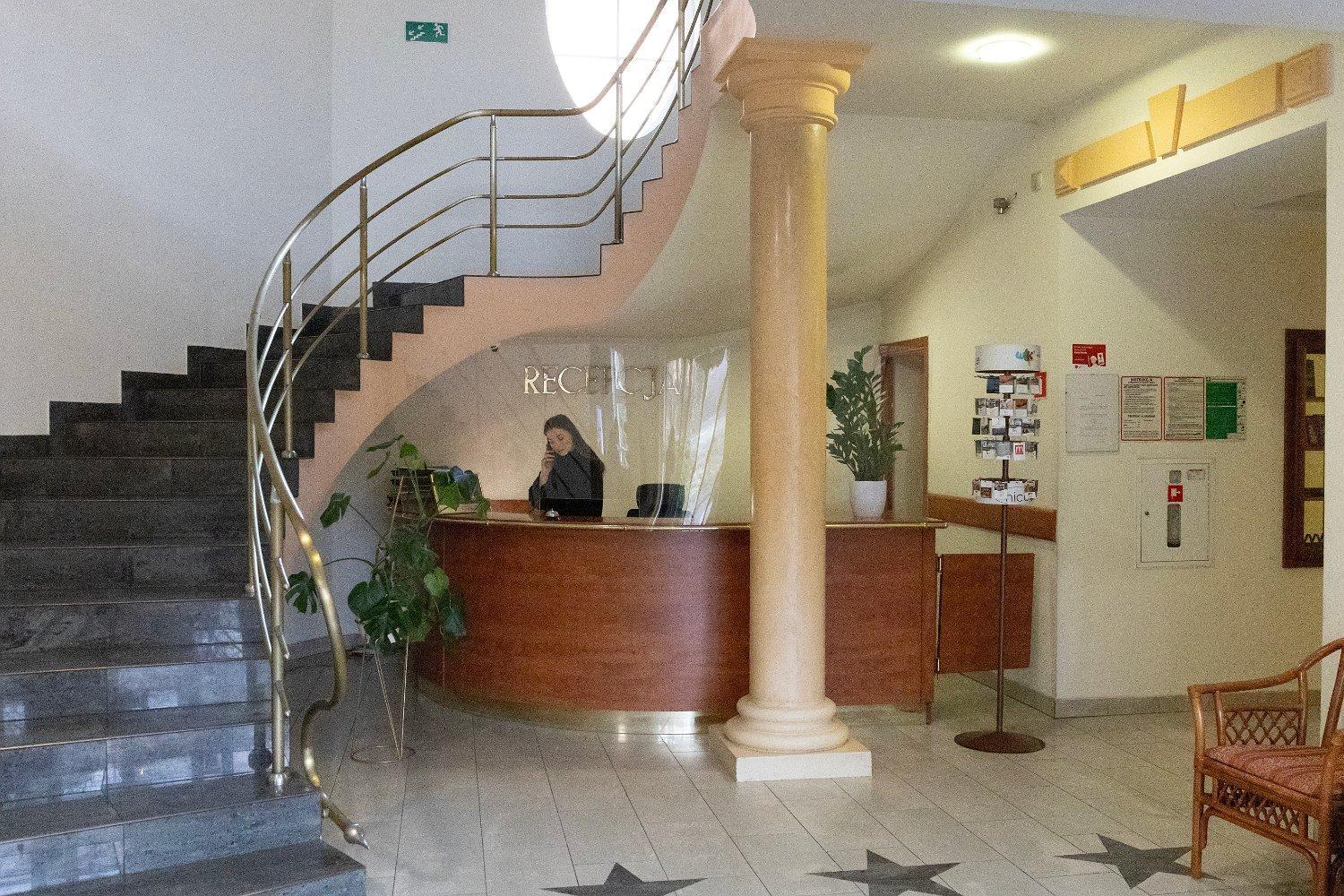 Hotel Calisia Kaliszki Εξωτερικό φωτογραφία
