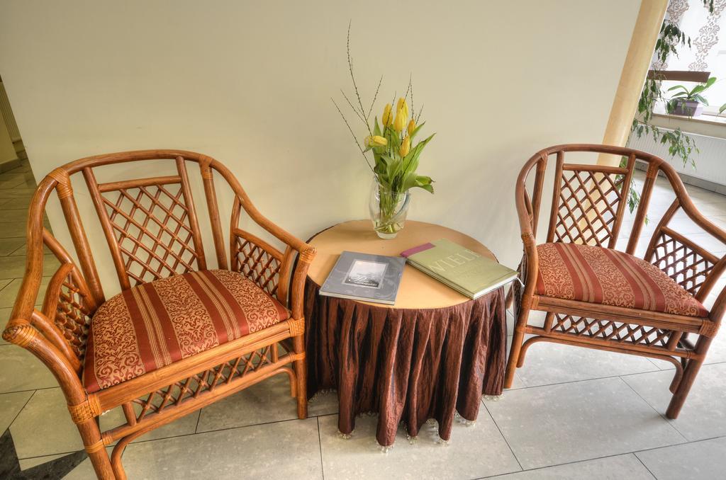 Hotel Calisia Kaliszki Εξωτερικό φωτογραφία