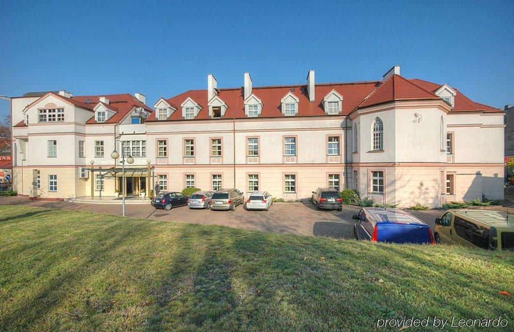 Hotel Calisia Kaliszki Εξωτερικό φωτογραφία