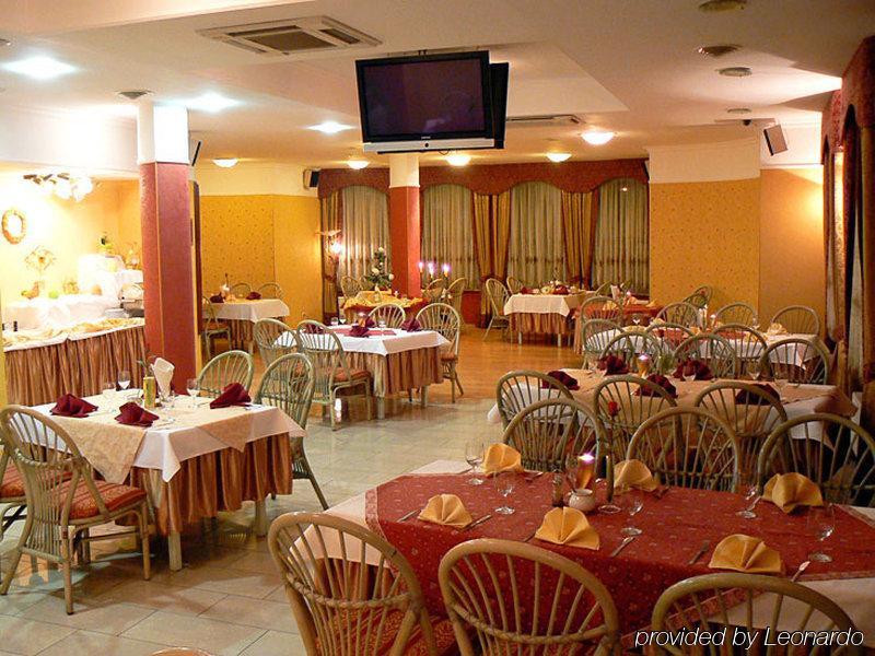Hotel Calisia Kaliszki Εστιατόριο φωτογραφία