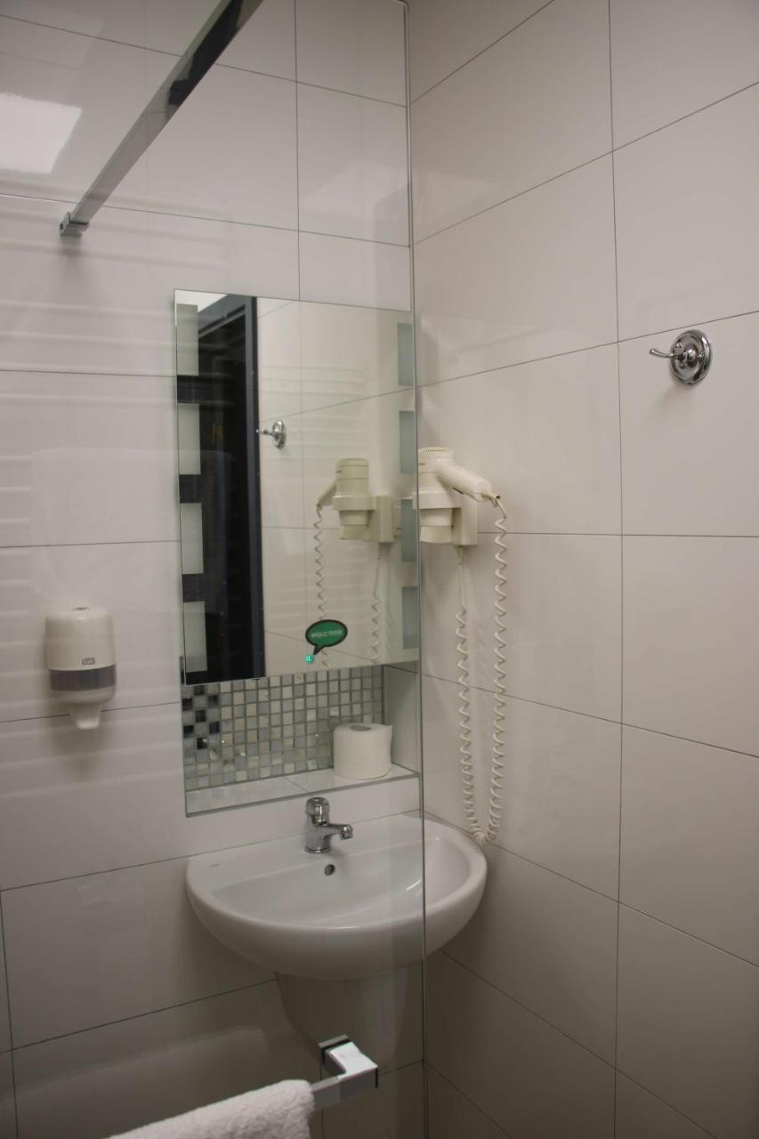 Hotel Calisia Kaliszki Εξωτερικό φωτογραφία