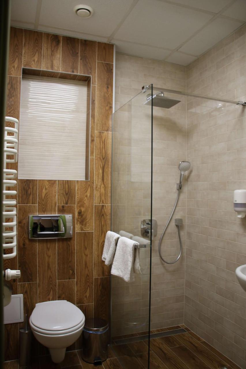 Hotel Calisia Kaliszki Εξωτερικό φωτογραφία
